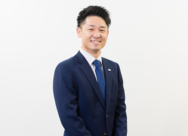 アクサ生命保険株式会社 / 大友仁皓